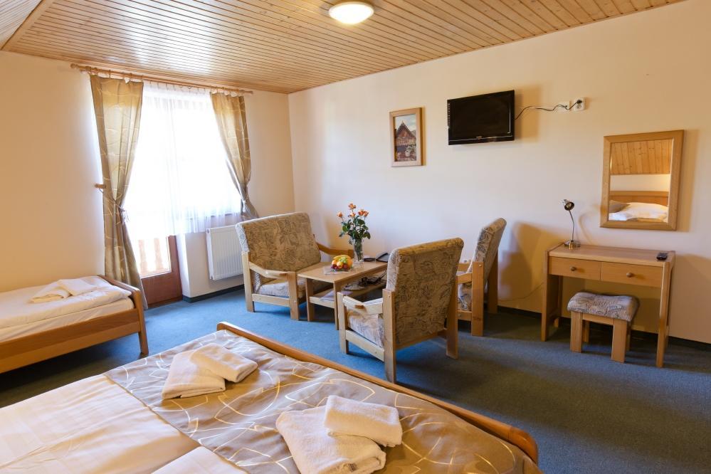 Hotel Gobor Vitanová Extérieur photo